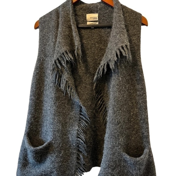 Wilfred Free Charcoal Gray Sweater Vest With Fringe Size XS - Picture 2 of 7